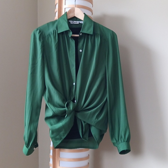 Rouie Tops - Ptp21" Vintage Flowy Green Long Sleeve Ruched Button Blouse
